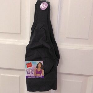 NWT Hanes Get Cozy Bra All Day Comfort Seamless Pullover; Size XL; Black.
